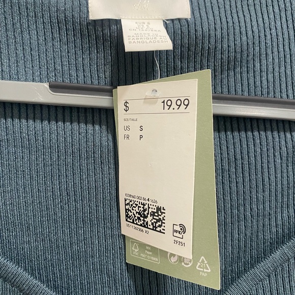 NWT h&m fitted cardigan/long sleeve - Picture 2 of 3